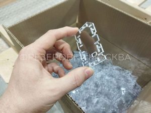 Фрезеровка монолитного поликарбоната 3 мм